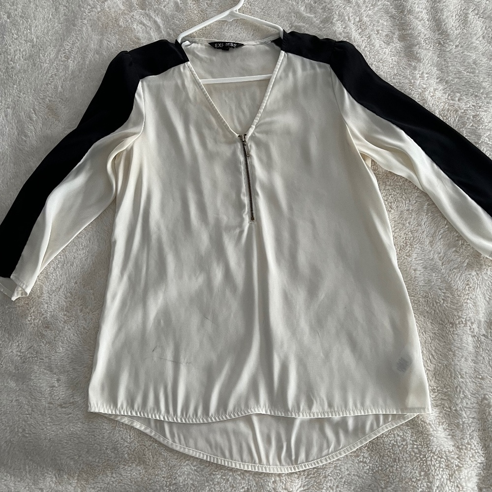 Express women’s top size XS